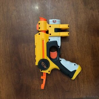 Predávam NERF-N-Strike  s Laserovým zameriavačom10 nábojov