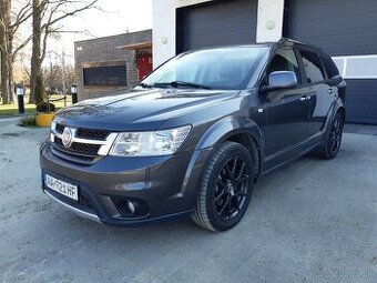 Fiat Freemont 2.0 16V MultiJet Black Code 4x4 A/T 7 miest - 1