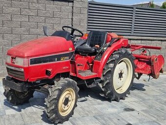 Mitsubishi MT205 4x4