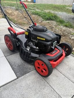 Predám kosačku s pojazdom, el.štartér ako nová, v záruke - 1