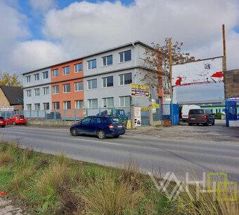 Prenájom kancelárskych  priestorov, parkovanie v areáli,  Tr