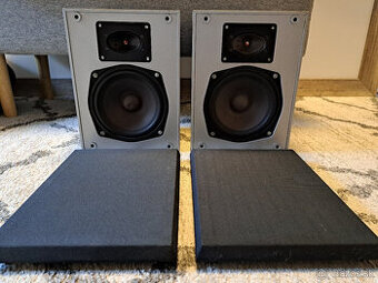 reproduktory TESLA ARS 9104