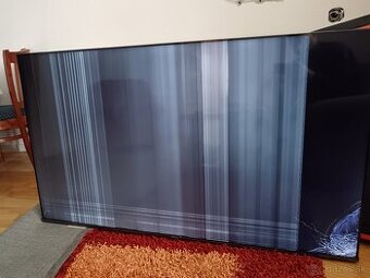 Hisense 65"