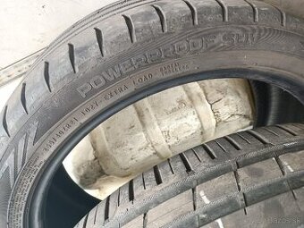 2ks letne pneu Nokian 6mm 255/40 ZR21 Nokian powerproof