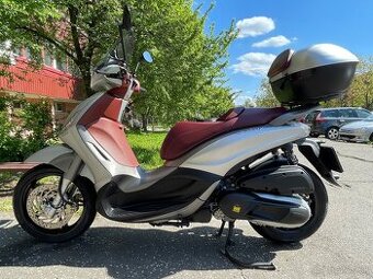 Piaggio Beverly Sport Touring 350