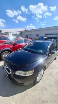 Predám Volvo V50 2.0 d čierna met.
