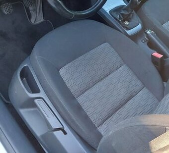 Sedačky Octavia 2combi.  130€