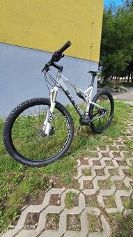FOCUS SUPER BUD
29R
