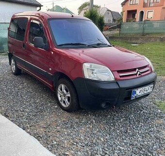Citroën Berlingo 1.4 Benzin+Plyn  55Kw R.v 11/2008