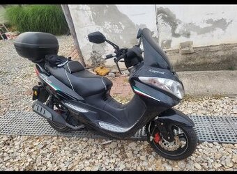 Skúter 125