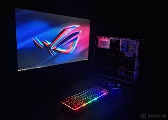 Herný PC + monitor, klávesnica, myš