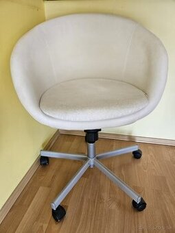 Otočná stolička IKEA SKRUVSTA biela