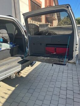 Toyota land cruiser - 1