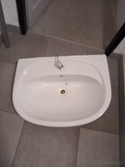 Darujem umývadlo