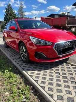 HYUNDAI i30 1.6 CRDI