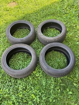 Predám 4ks zimné pneu Nokian Snowproof 235/45 r18