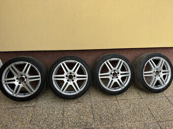 MERCEDES - AMG ELEKTRÓNY