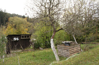 SPEKTRUM REALITY- Na Predaj záhrada 312 m2,, záhradkárska os