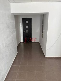 Obchodný priestor, kancelária Sarartovská ul.