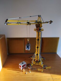 LEGO 7905 - Stavební jeřáb