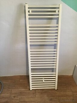 RADIáTOR DO KUPELNE
