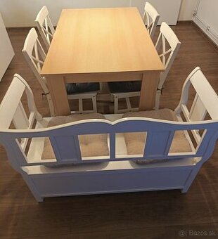 Stôl, stoličky a lavica