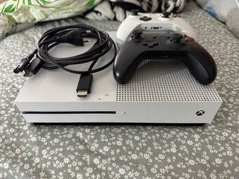 Xbox one S 500gb 2 ovládače - 1