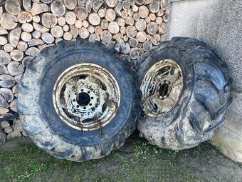 Predám kolesá a reťaze na Zetor