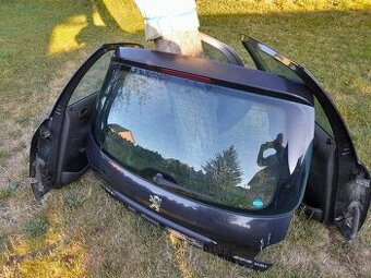 Predám dvere na Peugeot 206 106