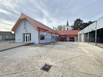 Predajný areál s množstvom skladových priestorov -  Nova Str