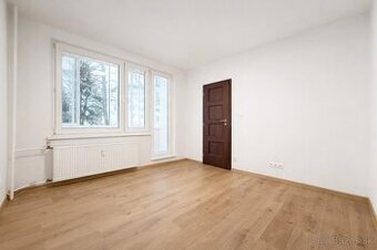 Na predaj zrekonštruovaný 2,5 izbový byt v Martine na Severe