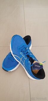 Botasky ASICS, NOVÉ