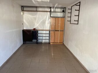 Dám do prenájmu garáž