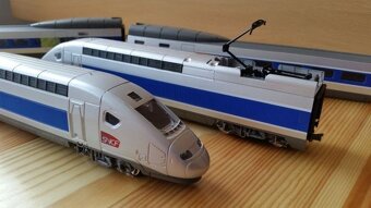 Vlacik rychlovlak POS TGV súprava