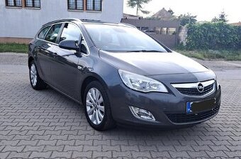 Opel Astra J Sport Tourer 1.7CDTI 81kw r.v.10/2012