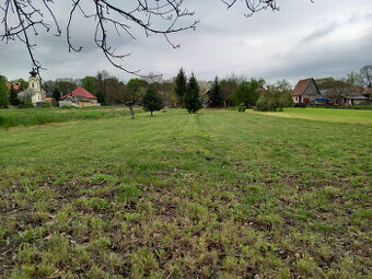 Pozemok/zahrada/1000m2/Lúčnica Nad Žitavou - 1