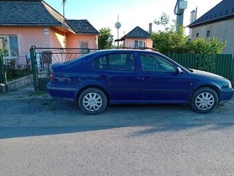 Predám škodu oktavia , cena dohodou.