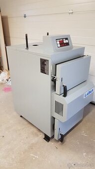Nerezový splyňovací kotol na drevo 25kw
