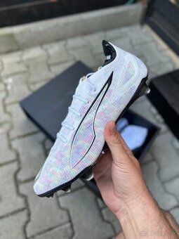 Elitné kopačky Puma Ultra 5 Carbon Light Speed FG EU46