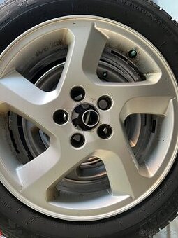 Elektróny na Volvo v 50