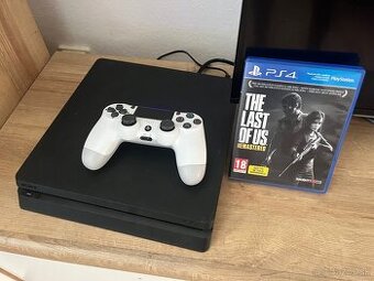 Playstation 4 Slim s ovládačom +Hra