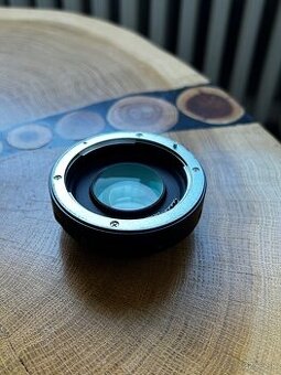 Viltrox EF-M2 0,71x