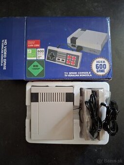 Retro konzola s 600 hrami