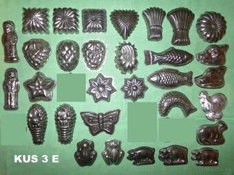 FORMIČKY A VYKRAJOVAČKY, DOBOVÉ na pečenie, pre zberateľov