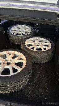 235/45 r18 5x112 et37