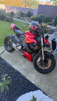 Ducati Streetfighter V2 2022 - 1