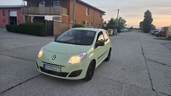 Renault Twingo 1.2 benzin - nova stk ek - len 42 xxx km