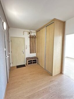 3 izbový byt, 66m2 - Brezová ulica, sídlisko Tarča