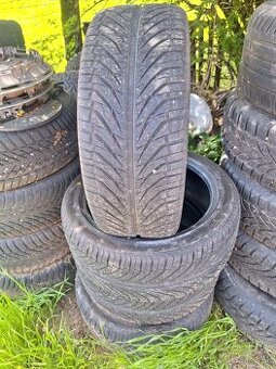 215/45R17