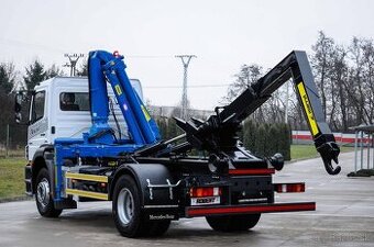 MERCEDES AXOR 18T HÁKOVÝ NOSIČ KONTAJNEROV HYDRAULICKÁ RUKA